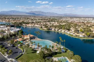 Photo #3: 2777379 Listing 