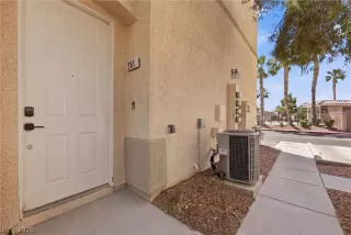 Photo #4: 2777388 Listing 
