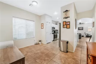 Photo #6: 2777432 Listing 