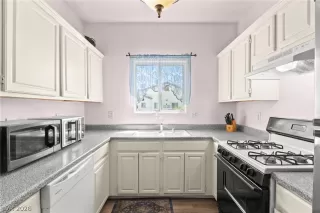 Photo #1: 2777486 Listing 