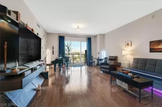 Photo #2: 2777491 Listing 