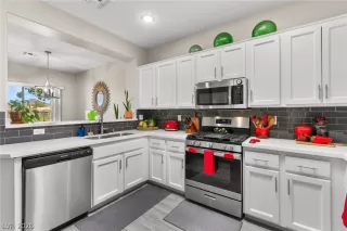 Photo #2: 2777514 Listing 