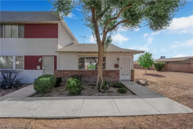 MLS: 2777528 Condo For Sale