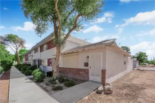 Photo #4: 2777528 Listing 