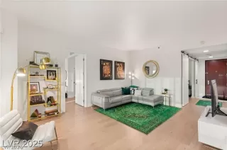 Photo #2: 2777565 Listing 