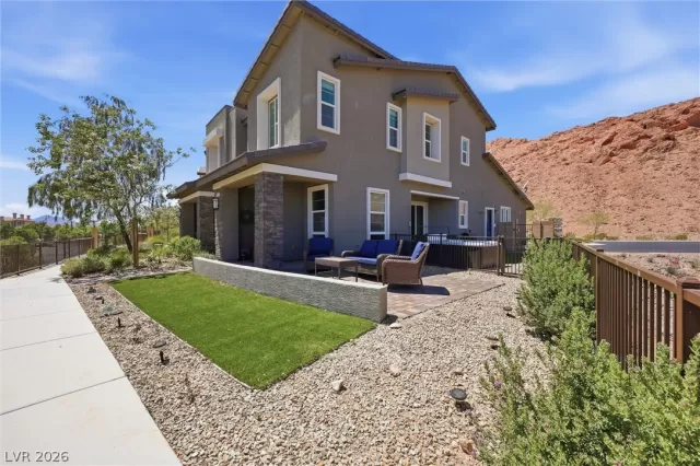 MLS: 2777583 Condo For Sale