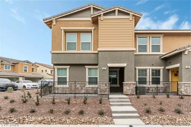 MLS: 2777586 Condo For Sale