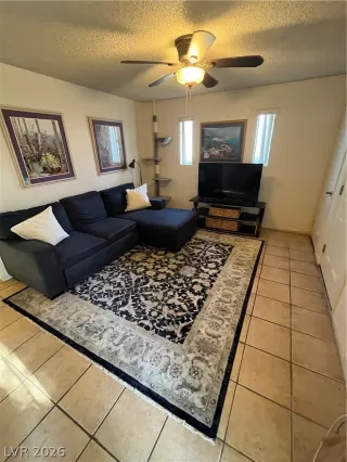 Photo #3: 2777615 Listing 