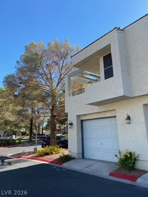 MLS: 2777624 Condo For Sale