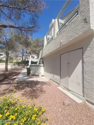 Photo #4: 2777624 Listing 