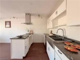 Photo #6: 2777692 Listing 