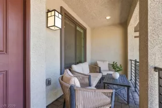 Photo #4: 2777708 Listing 