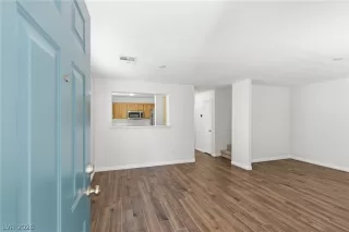 Photo #4: 2777712 Listing 