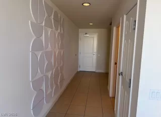 Photo #5: 2777728 Listing 