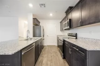 Photo #1: 2777759 Listing 