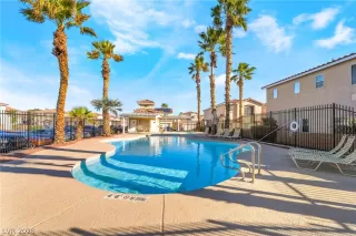 Photo #1: 2777763 Listing 
