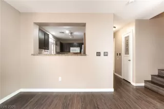 Photo #5: 2777763 Listing 