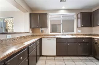 Photo #6: 2777763 Listing 