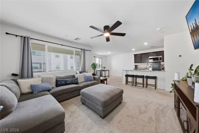 MLS: 2777765 Condo For Sale