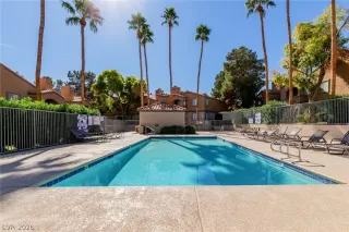 Photo #2: 2777777 Listing 