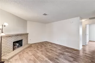 Photo #3: 2777782 Listing 