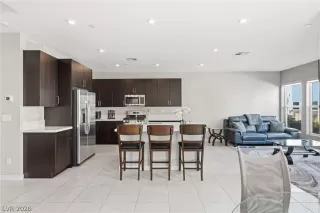 Photo #1: 2777786 Listing 