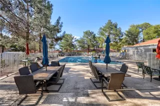 Photo #1: 2777827 Listing 