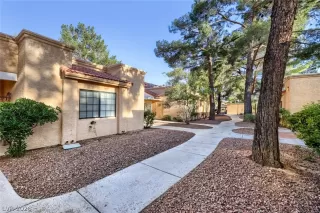 Photo #5: 2777827 Listing 