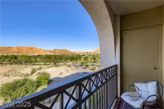 Photo #1: 2777906 Listing 