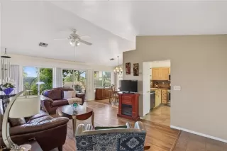 Photo #4: 2777951 Listing 