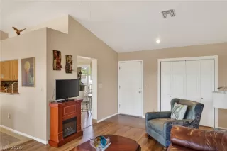 Photo #5: 2777951 Listing 