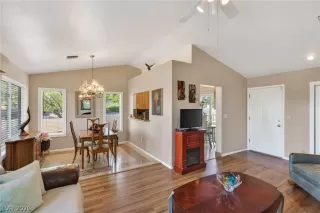 Photo #6: 2777951 Listing 