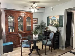 Photo #3: 2777960 Listing 