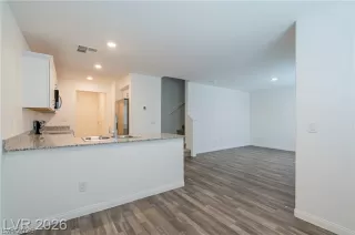 Photo #4: 2778002 Listing 