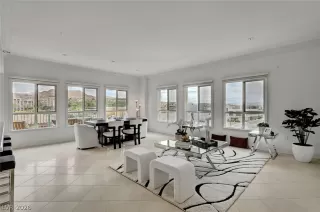Photo #2: 2778003 Listing 