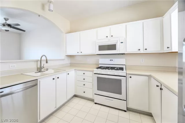 MLS: 2778071 Condo For Sale