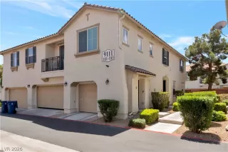 More Details about MLS # 2778136 : 9111 DANCING SNOW COURT 101