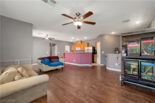 Photo #3: 2778136 Listing 