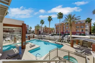 Photo #6: 2778146 Listing 