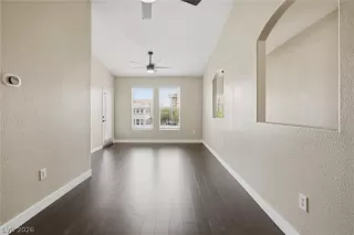 Photo #3: 2778158 Listing 
