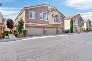 Photo #5: 2778206 Listing 
