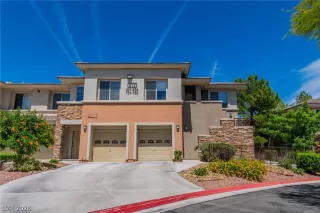 Photo #3: 2778248 Listing