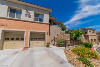 Photo #5: 2778248 Listing