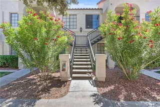 Photo #1: 2778272 Listing 