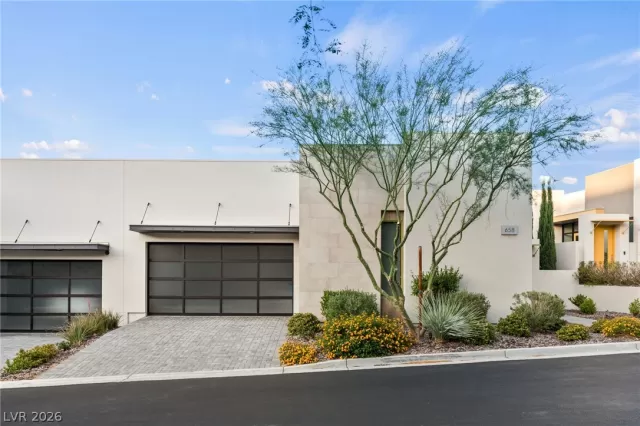 MLS: 2778294 Condo For Sale