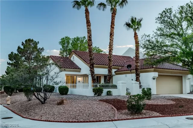MLS: 2778364 Condo For Sale