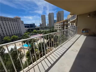 Photo #4: 2778461 Listing 