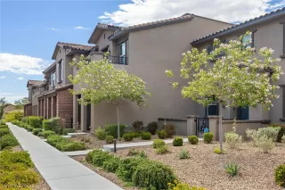 Photo #1: 2778480 Listing 