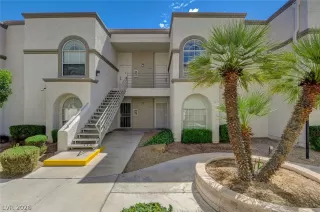 Photo #5: 2778527 Listing 