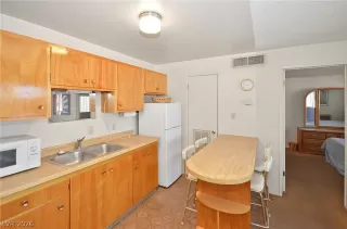 Photo #4: 2778559 Listing 